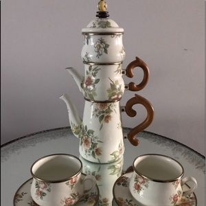 MACKENZIE-CHILDS Vintage Camp Floral Beige Tea Set